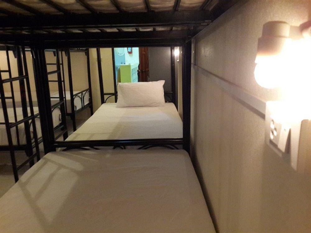 Seventeen Hostel Ko Pha Ngan Exterior photo