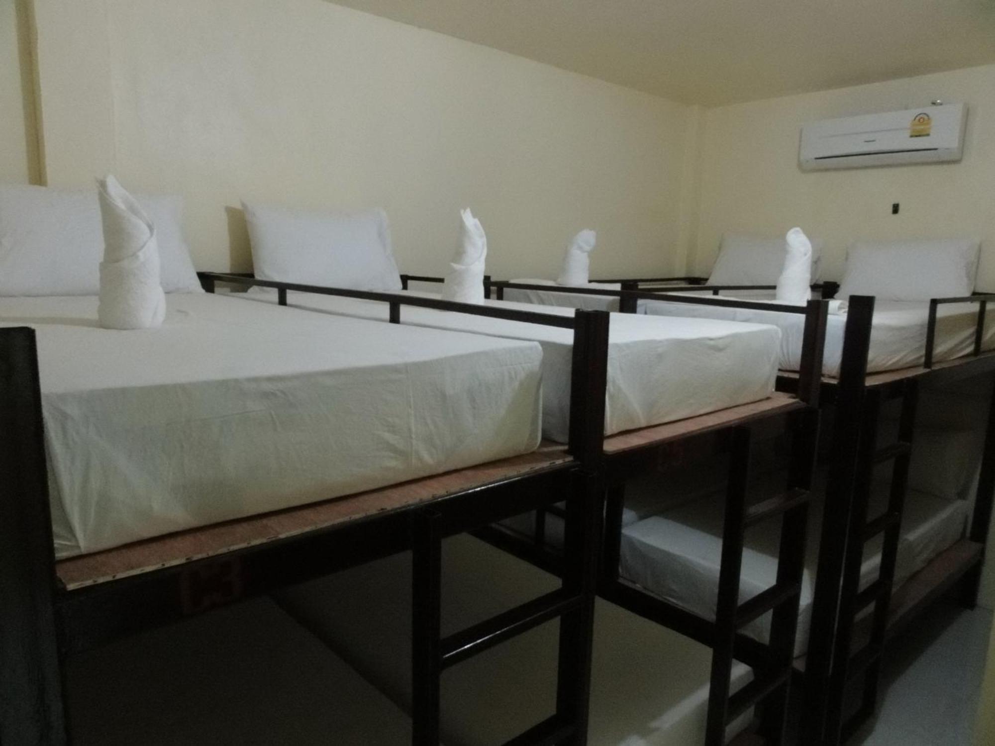 Seventeen Hostel Ko Pha Ngan Exterior photo